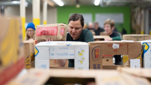 Judge considers demand to force the government to keep funding SNAP food aid despite the shutdown