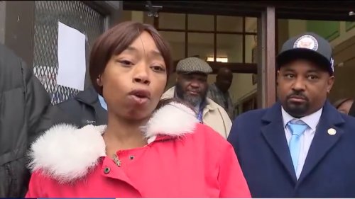 A Chicago mom and her 9-year old son ‘jumped’ by group of kids in viral video