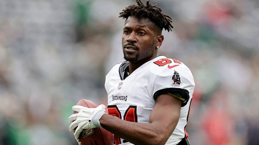 Antonio Brown pleads not guilty in attempted murder case out of Florida
