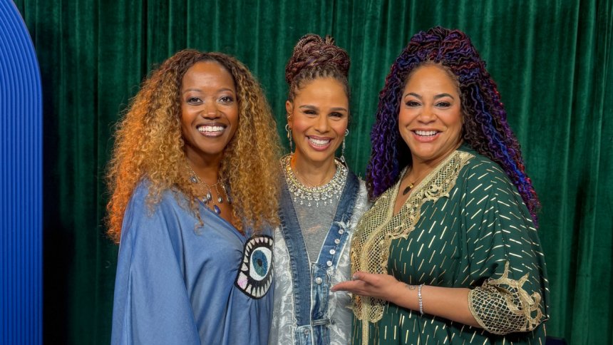 EXCLUSIVE: ‘Living Single’ creator, Yvette Lee Bowser, breaks down the true stories behind the hit sitcom: ‘That was my life’