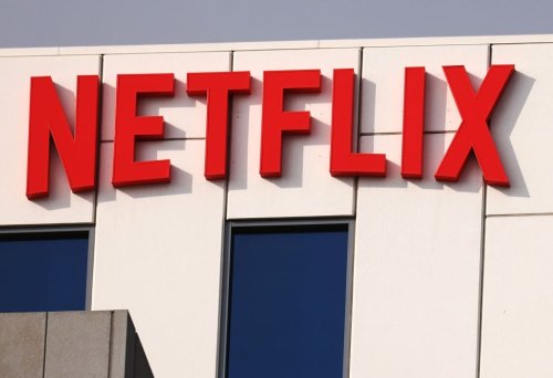 Netflix to acquire Warner Bros. studio and streaming business for $72 billion