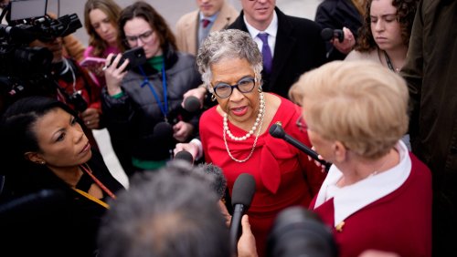 Rep. Joyce Beatty, who opposed Trump’s Kennedy Center rename, says she was muted during board vote