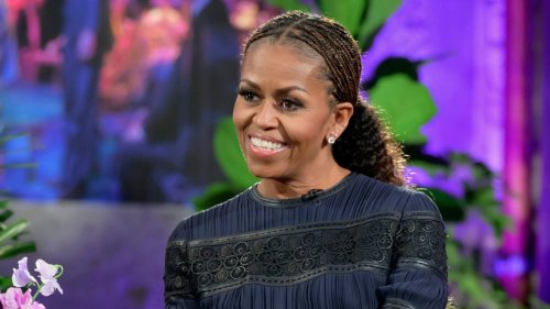 Michelle Obama reveals the surprisingly huge amount of Christmas cards she and Barack send out each year