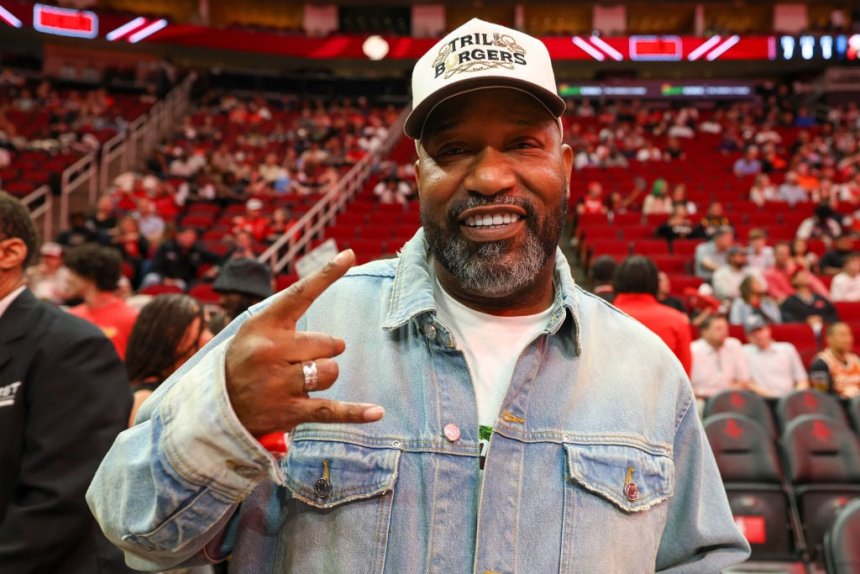Bun B expands Trill Burgers with third Houston-area location