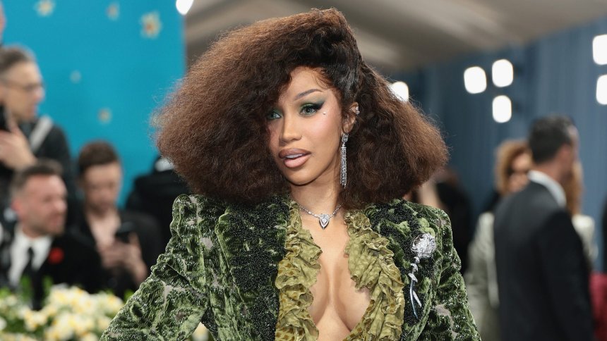 Cardi B touches down in Saudi Arabia: ‘Very grateful’