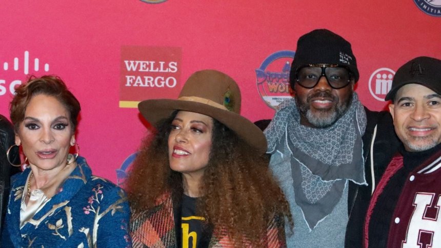 OGs are back! Kadeem Hardison, Jasmine Guy among original ‘A Different World’ cast members joining Netflix sequel series