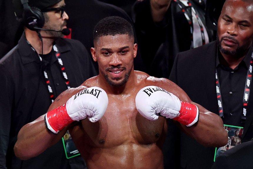 Anthony Joshua injured in deadly car crash in Nigeria