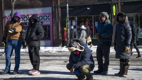 NBA cancels Warriors-Timberwolves game in wake of ICE fatally shooting man in Minneapolis