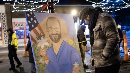 Two federal agents placed on administrative leave in wake of Alex Pretti shooting in Minneapolis