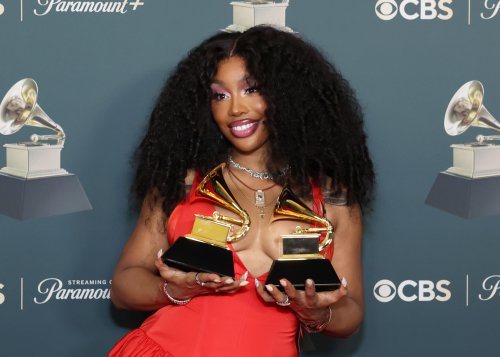 ‘It’s always f—k ICE’: SZA says Grammys feel ‘incredibly dystopian’ when ‘people are getting snatched up’