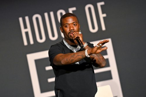Ray J’s team denies ‘fake blood’ claims as singer pleads for stolen heart monitor
