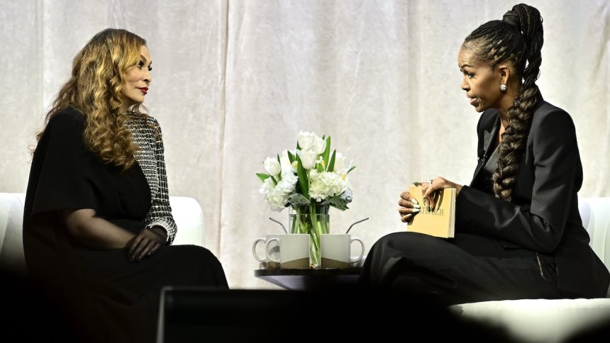 ‘So damn fly!!!!!’ Tina Knowles praises longtime friend on Michelle Obama as ‘Becoming’ keeps making history on Netflix