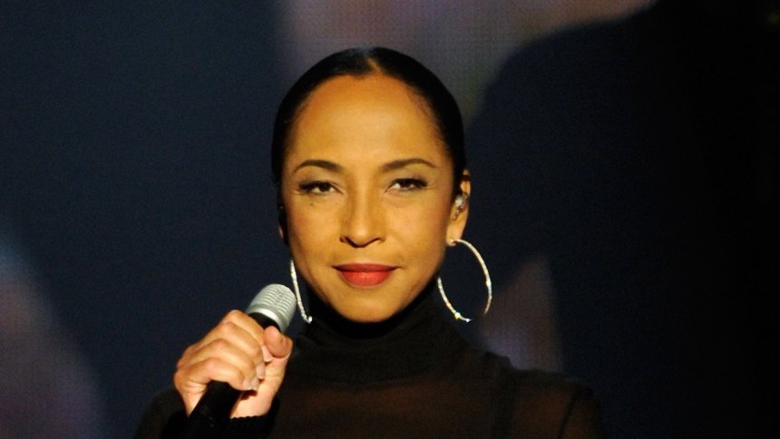 Sade cracks the top 10 of the Billboard R&B Albums chart with a project more than 30 years old