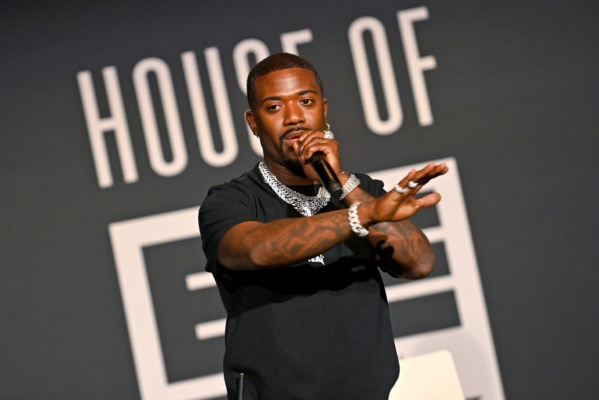 Ray J’s team denies ‘fake blood’ claims as singer pleads for stolen heart monitor