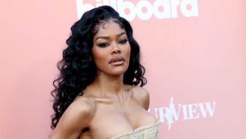 Teyana Taylor pushes through Billboard Women in Music tech mishap