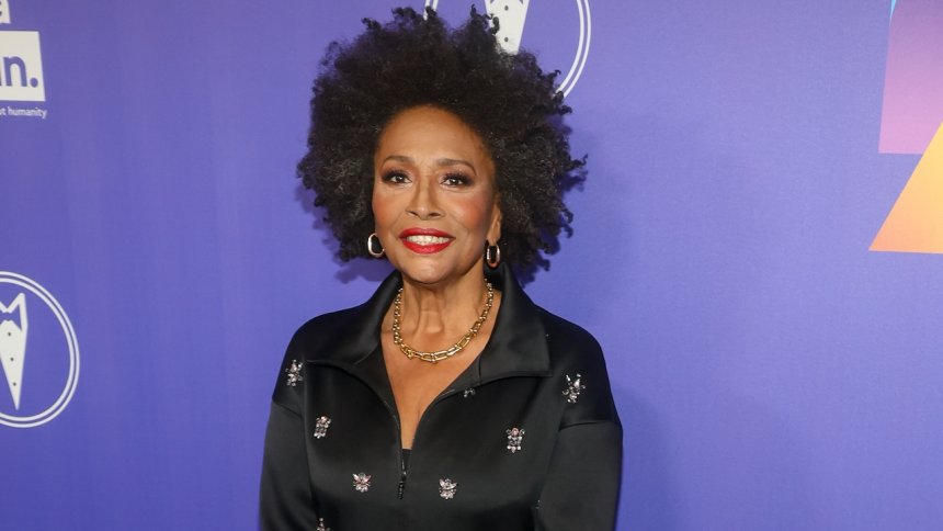 Jenifer Lewis questions Black celebrities’ Met Gala attendance amid Jeff Bezos’ controversial Washington Post overhaul