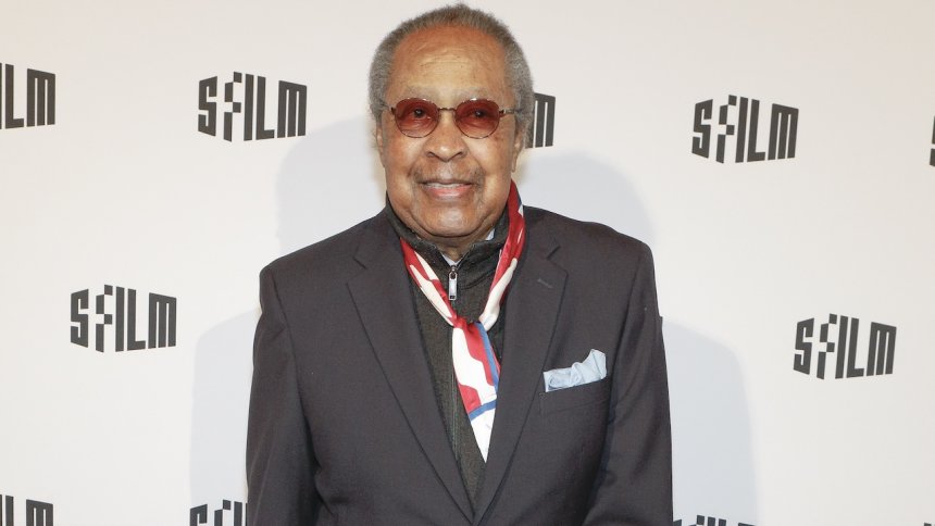 ‘Stood at the center of history’: Clarence B. Jones, civil rights lawyer and key adviser to Martin Luther King Jr., dies at 95