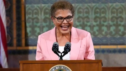 Black voters spotlight double standard as Karen Bass faces challenge from reality TV star Spencer Pratt