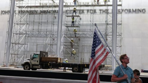 Trump’s name removed from Kennedy Center hours after missing deadline
