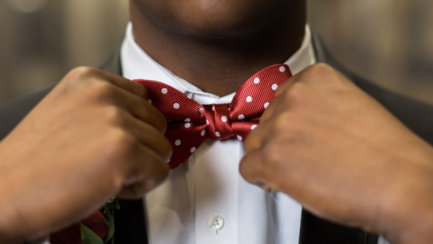 Why parents are breaking the bank for prom in the Black community