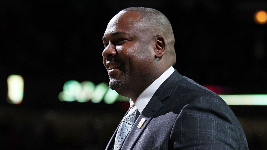 Stacey King, beloved Chicago Bulls broadcaster and 3X NBA champion, dies at 59