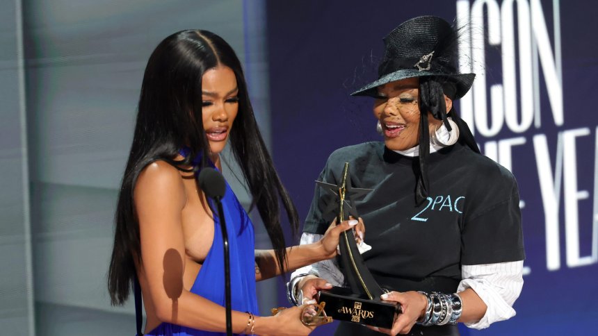 Teyana Taylor breaks down as Janet Jackson honors her at the BET Awards