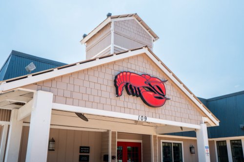 Red Lobster creditors sue former CEO and Thai Union over the Endless Shrimp deal that helped push the chain into bankruptcy