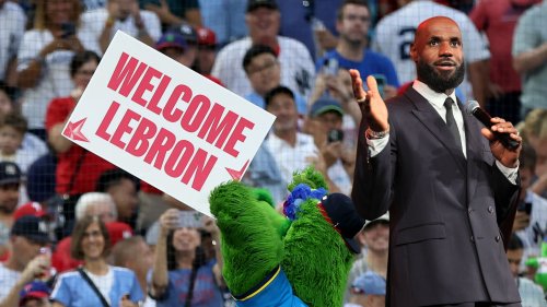 Philadelphia cheesesteak shops roll out royal welcome for LeBron James