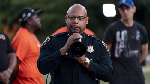 Shon Barnes resigns as Seattle police chief following criticism over Bite of Seattle shooting response