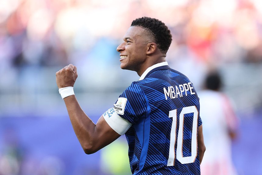 France’s Kylian Mbappé and football federation respond to Paraguayan senator’s racist remarks
