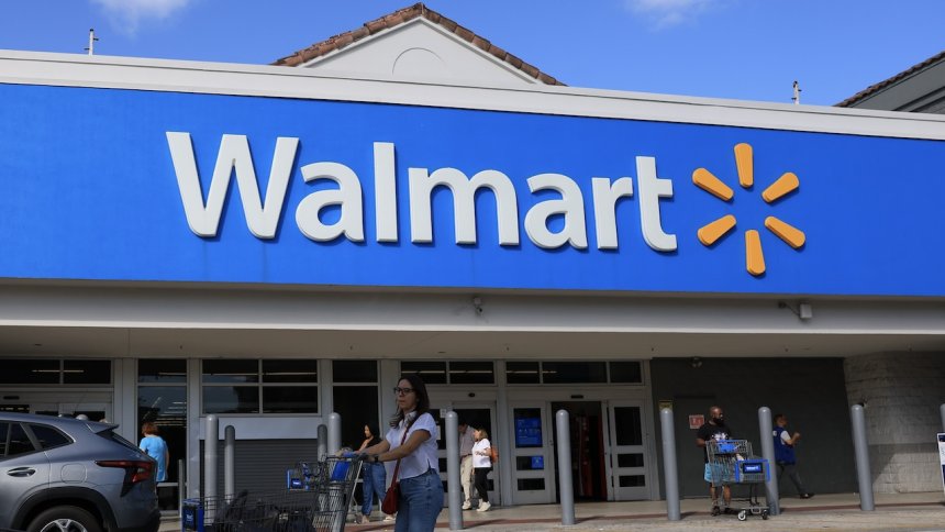 TikTok star Damon Darling urges fans not to boycott Walmart after lifetime ban: ‘I love Walmart still’
