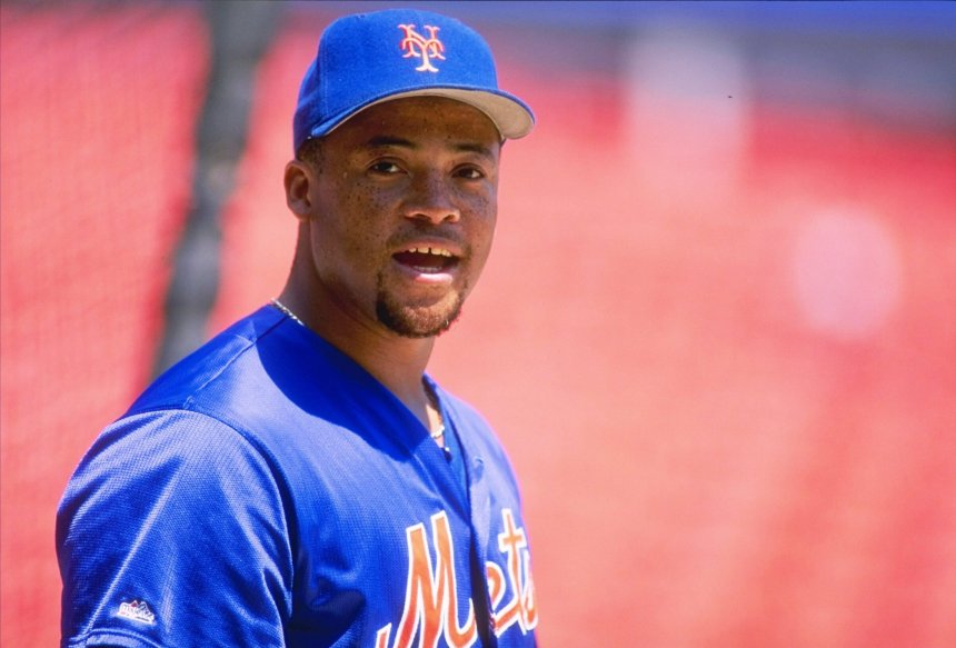 Former Mets player Butch Huskey, one of the last to wear Jackie Robinson’s No. 42, dies at 54