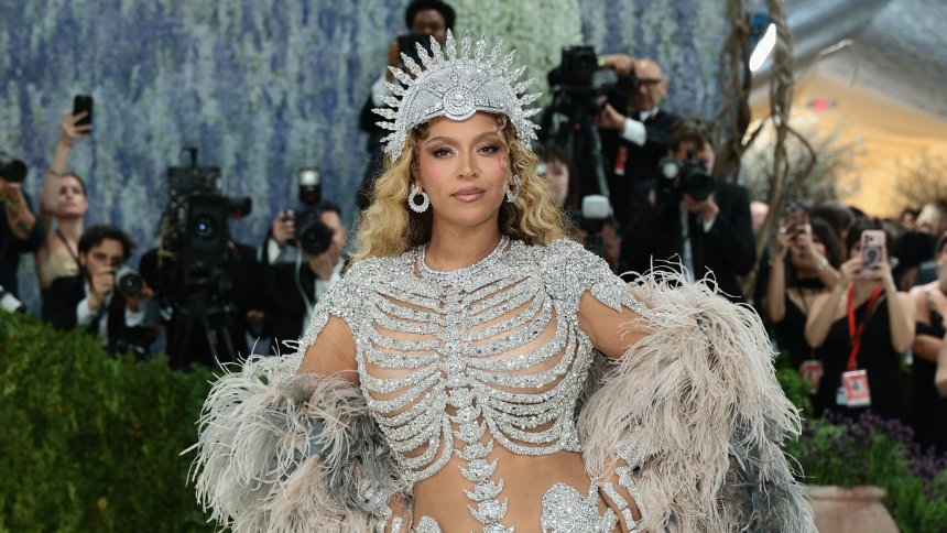 Beyoncé’s ‘B’Day’ is turning 20 and she’s celebrating with 27 tracks