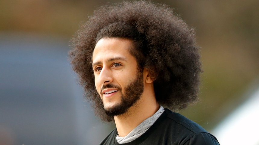 Colin Kaepernick named Muhammad Ali Center’s Humanitarian of the Year