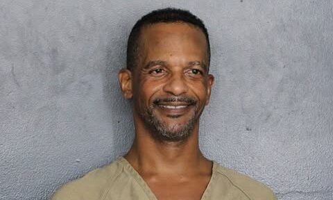 Charleston White booked into Broward County jail on misdemeanor battery count