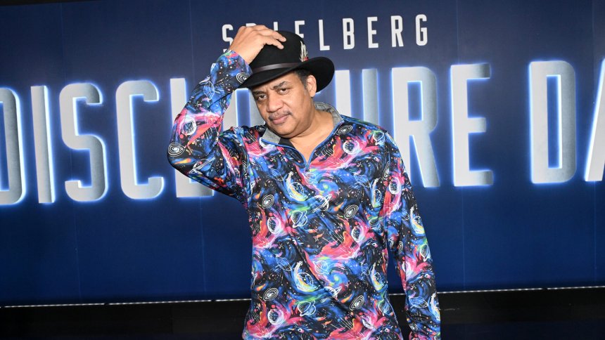 Neil deGrasse Tyson says AI needs guardrails, not a shutdown: ‘Don’t put it all in one bin’