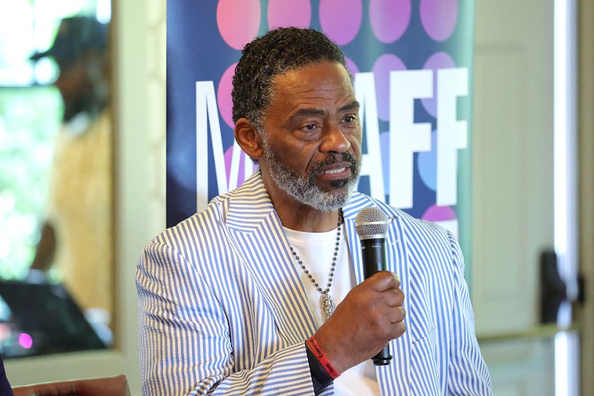 ‘Beauty in Black’ star Richard Lawson reveals how a life-changing moment pushed him toward rehab and recovery