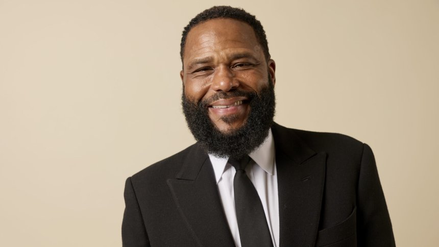 Anthony Anderson tapped to host return of BET ‘Soul Train Awards’