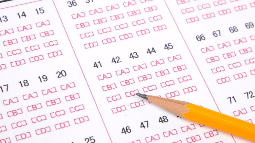 Long Island (NY) student ends his teacher’s 25-year Chemistry Regents challenge with a perfect 100