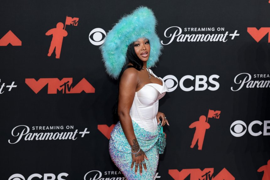 Summer Walker faces $50 million lawsuit from interscope over record deal
