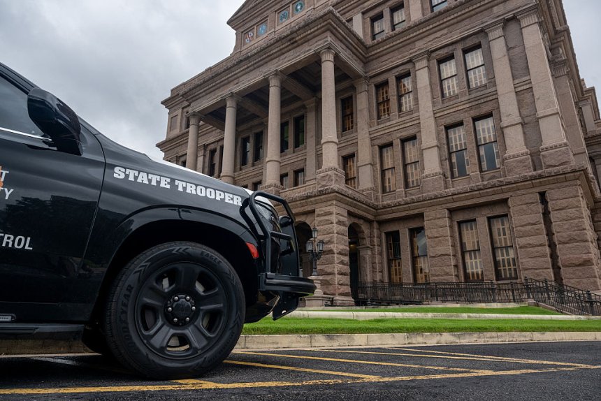 Texas trooper used encrypted app to help ICE detain high school senior, prompting DPS warning