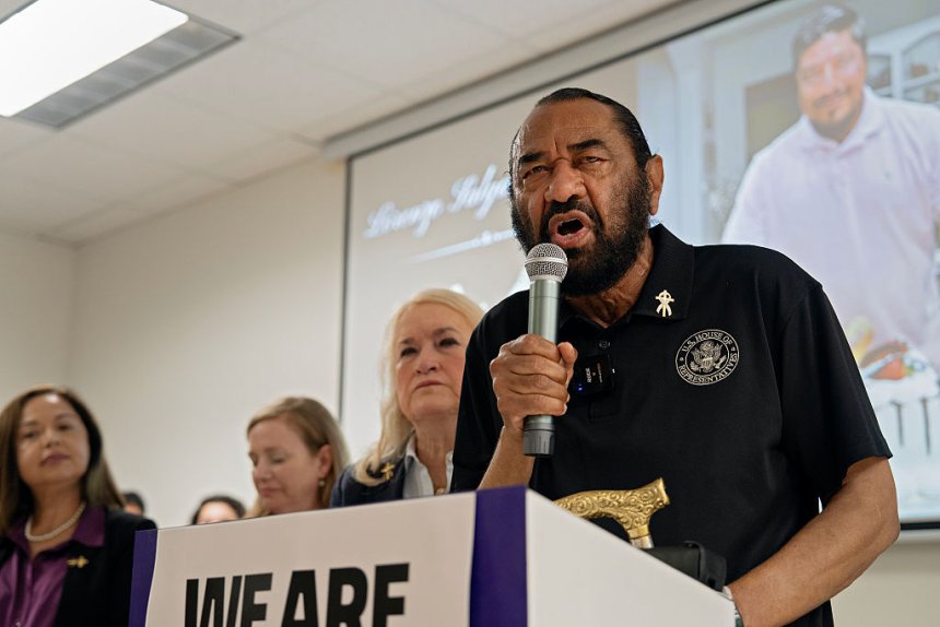 ‘We won’t be intimidated’: Rep. Al Green speaks out after suspicious powder letter sent to office