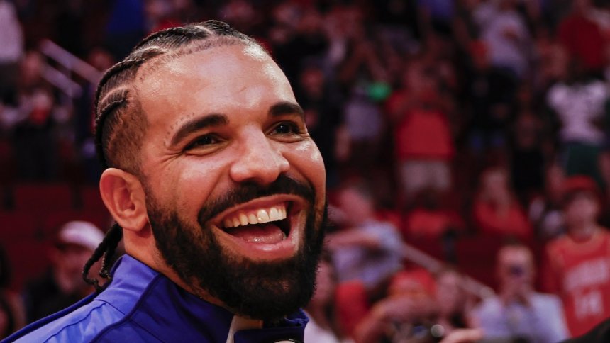 Drake celebrates 40th birthday with Backstreet Boys performance, gifts attendees Chanel and Hermès bags