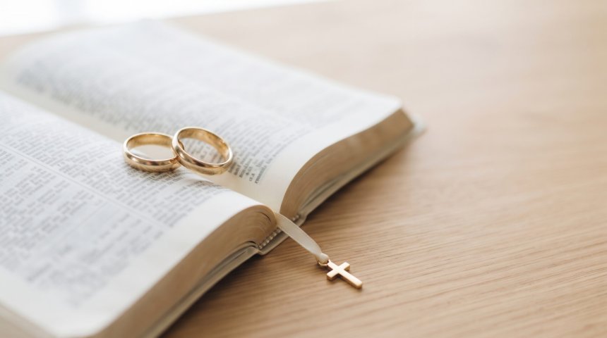 Ohio pastor defends having two wives as unconventional marriage sparks backlash