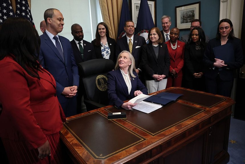 Va. Gov. Abigail Spanberger post about diverse cabinet sparks conservative attacks